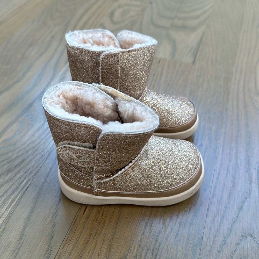 Baby Uggs